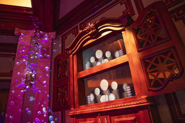 東京ディズニーランド アトラクション『美女と野獣“魔法のものがたり”』