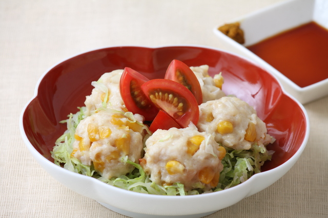 シュウマイ風　コーンの鶏肉団子