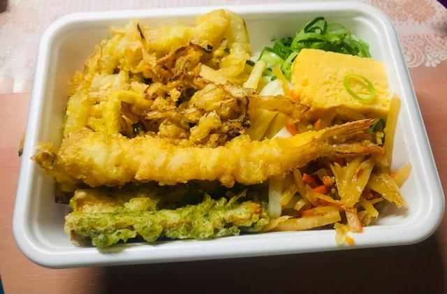 【丸亀製麺・はなまる】テイクアウト「うどん弁当」徹底比較!! “味・コスパ”どっちがオトク？（写真 1 14） - うまいめし