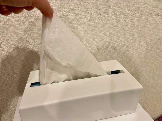 【山崎実業 tower　縦型ティッシュスタンド】縦置き・横置きどちらもOK！