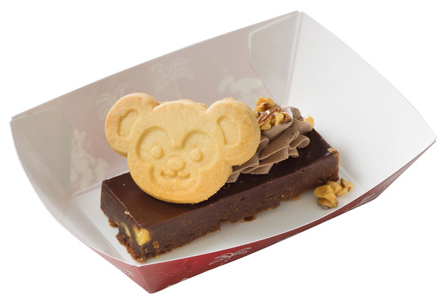 チョコレートブラウニー ¥350  ※ダッフィーがニューヨークを旅したときに食べたスウィーツ【販売店舗】リバティ・ランディング・ダイナー｜TDS「スウィート・ダッフィー」2016