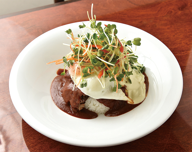 肉厚牛タン丼　並盛 1100円（ランチメニュー）｜モン・トレゾール 東京