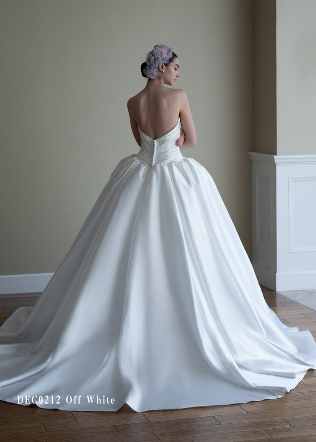 クラウディア｜「Clef a decor-クレアデコール」新作ウェディングドレス｜DEC0212_Offwhite