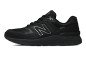 UNISEX【NEWBALANCE】MW880GB6(4E)  カラー：BLACK/BLACK  金額：￥18,700（税込）  サイズ：24.5cm～28cm （0.5cm刻み） 、29cm