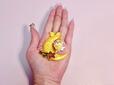 チャームのサイズはキャラクターによって異なりますが、全長は約6〜6.5cm