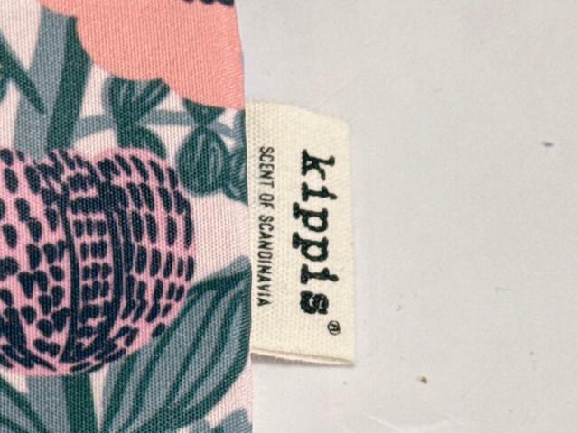 右サイドにはキッピスのロゴタグ付き