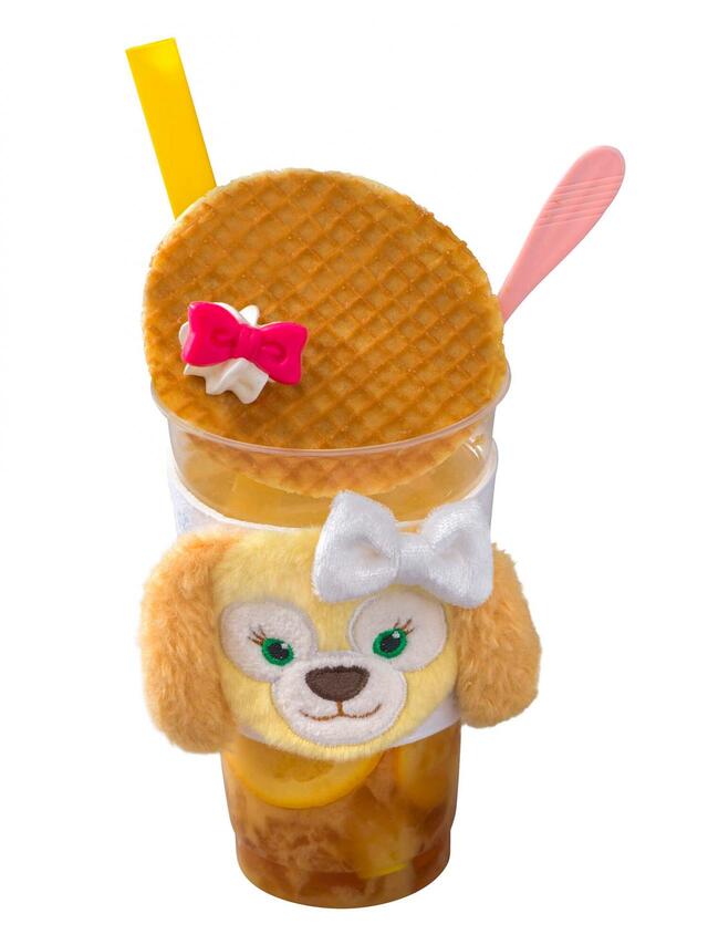 オレンジ＆ティーゼリードリンク（クッキー・アン）、スーベニアスリーブ付き 1,550円｜「ダッフィー＆フレンズのホワイト・ウィンタータイム・ワンダーズ」スペシャルメニュー｜販売店舗：東京ディズニーシー「ケープコッド・クックオフ」｜発売日：2023年11月1日（水）