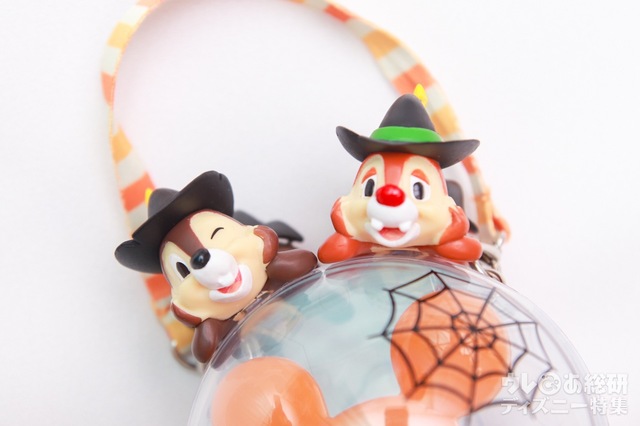 カラフルチョコレート、ミニスナックケース付き 1150円