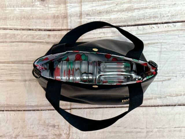 550mLのペットボトルは横に倒せば収納可能です！