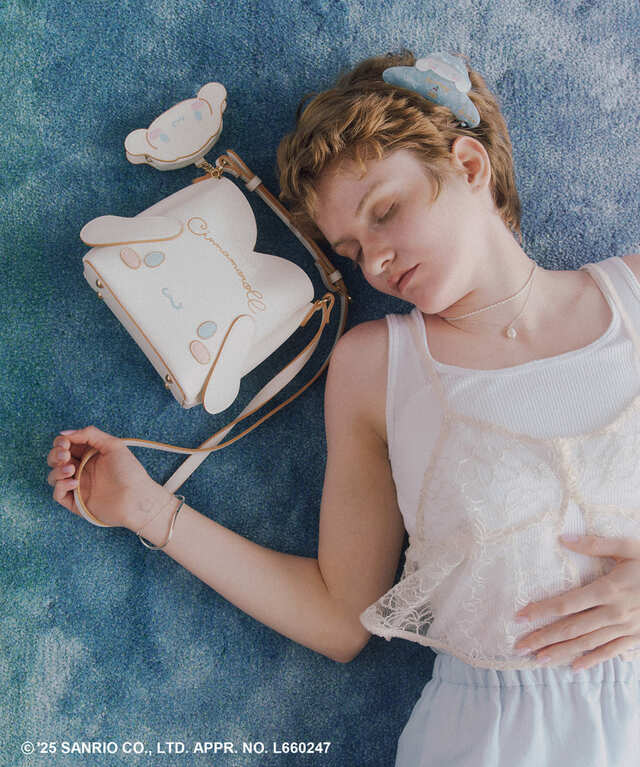 【シナモロール×VIS】シナモロールの優しい世界観を落とし込んだカラーリングがかわいい