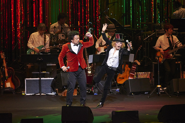 ハクナマタタ　パパイヤ鈴木＆ROLLY