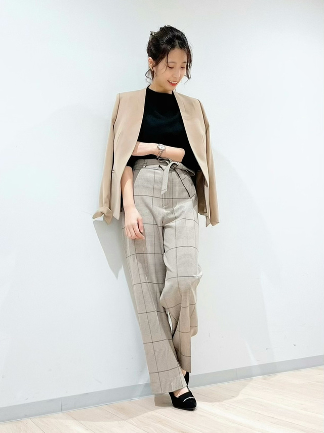 【AOKI】ノーカラージャケット（ベージュ）×ベージュチェックワイドパンツ