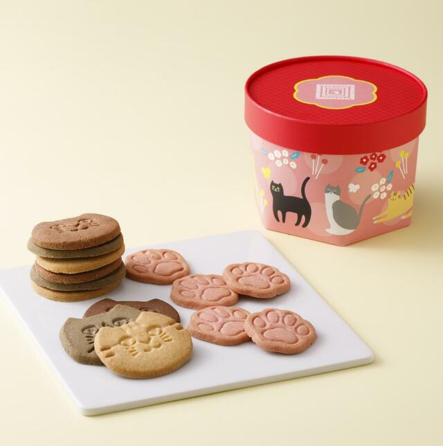 「紀ノ国屋 ねこクッキーアソート(14枚)」<価格:1,058円(税込)>【【紀ノ国屋】猫好きさんにはたまらない!心ときめく「ねこのスイーツポーチ」が勢揃い!店舗&オンラインストアで販売スタート!】