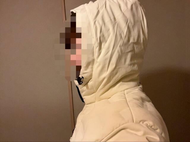 【ワークマン エアロストレッチアルティメットフーデッドパーカー】頭をすっぽり覆うフード。フード周りはマシュマロフリース素材で顔に触れても暖かい