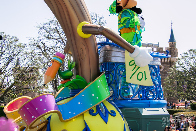 東京ディズニーランド「ドリーミング・アップ！」フロート｜東京ディズニーリゾート35周年 “Happiest Celebration!”