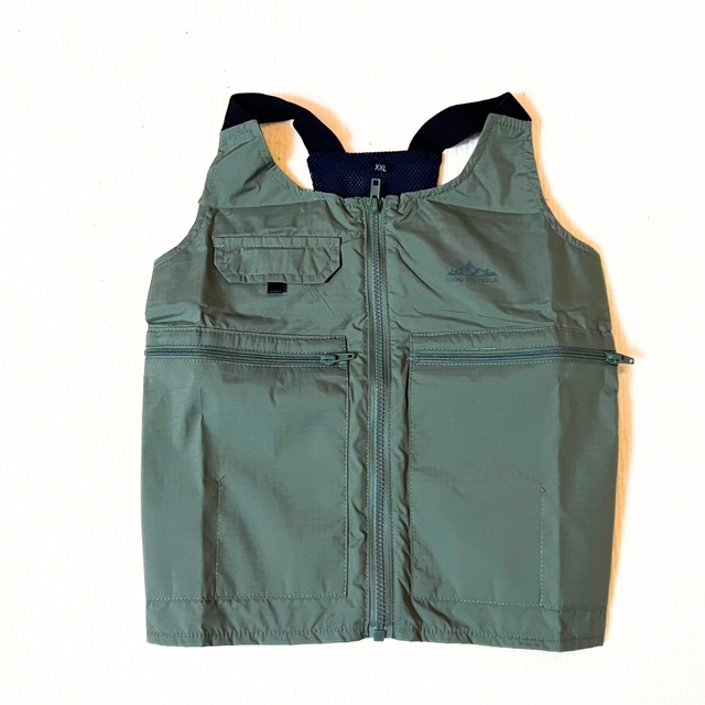 【IDOG ICE HOLD フィッシングベスト 保冷剤付】ベストのカラーはカーキをチョイス。他にグレーとマスタード、モスピンクの4つのカラーで展開しています