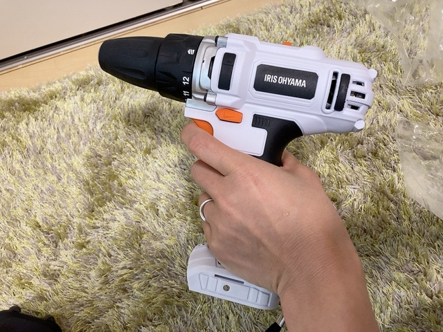 【アイリスオーヤマ 充電式ドライバドリル JCD28-C】電動ドライバー初心者なので不安もありました
