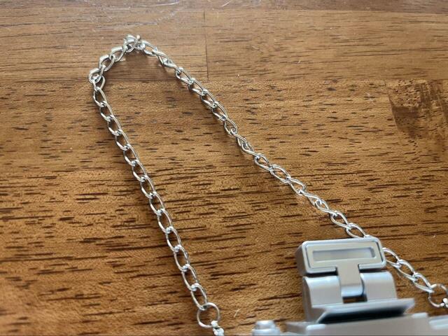 【3COINS ミニトイカメラ】ストラップはバッグにつけても可愛い！