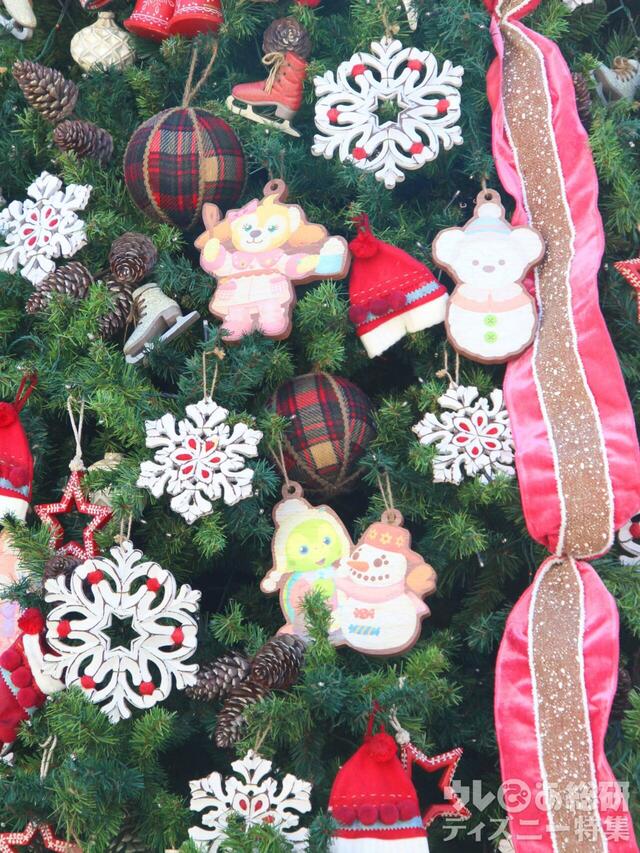 ダッフィーたちのクリスマスツリー