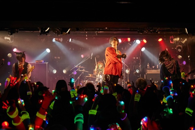 V系】マイナス人生オーケストラ、衝撃の“凍結”宣言! ワンマンライブ  