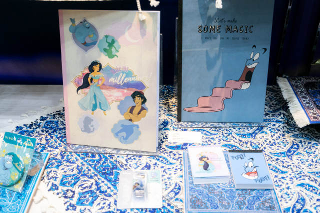 ディズニー ディズニーマーベルアラジンジップアップステーショナリーキット Disney Marvel Aladdin Zip Up Stationery Kit Glomarket はアメリカ Www Gostivari Gov Mk