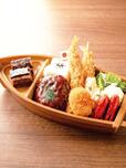 「お子様セット」<価格:800円(税込)>【“刺身食べ放題”で話題の『漁港食堂 秦野店』がリニューアルオープン!海鮮丼・定食・海鮮だし茶漬けなど、さらにメニューが充実!】