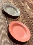 【ナチュラルキッチン】ミニリムプレート マットピンク・マットグレー／各税込110円