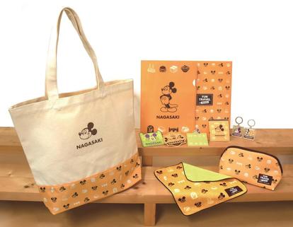 ご当地ミッキー】全国21地区に拡大！地域の魅力が“レトロポップ”な