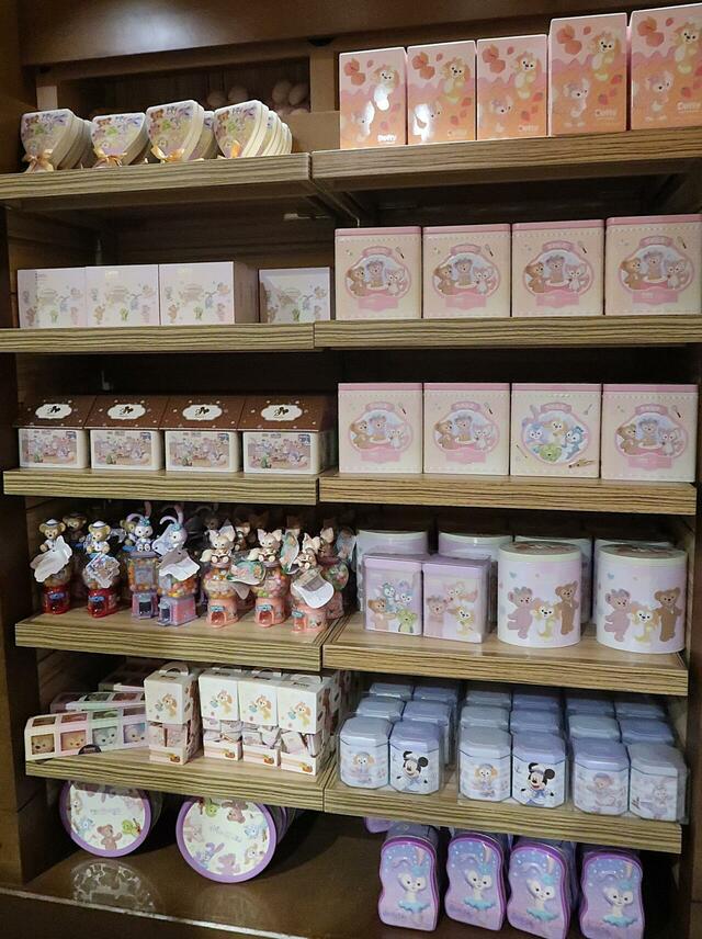 香港ディズニーランドグッズ　ダッフィー＆フレンズのお菓子
