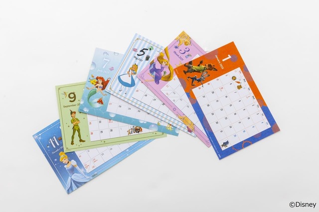 【『Disney SPECIAL CALENDAR BOOK 2025』（宝島社）】日曜はじまりで、予定を書きやすい便利な仕様