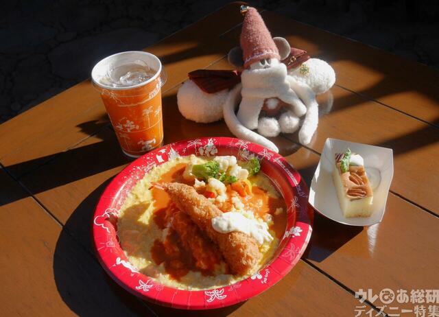 「東京ディズニーリゾートのクリスマス」 スペシャルメニュー|スペシャルセット|2,040円|販売店舗:グランマ・サラのキッチン