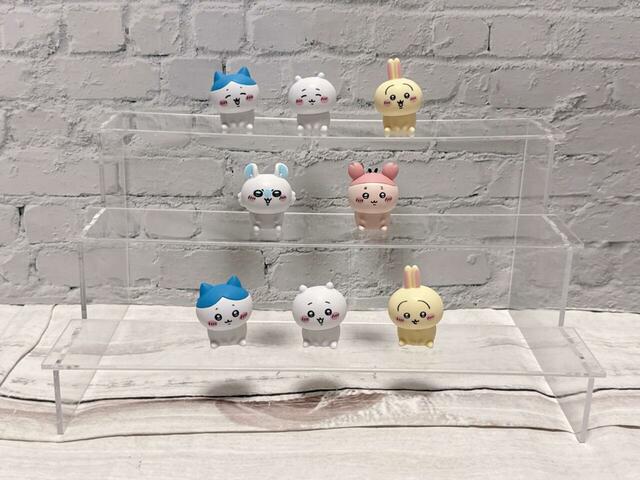 ニトリで購入した棚に飾ってみました。880円で揃えられるとは思えないほどの癒しの空間が爆誕です！