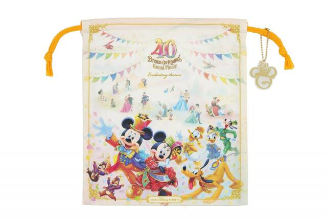 きんちゃく 1,000円｜東京ディズニーリゾート40周年“ドリームゴーラウンド”グランドフィナーレ スペシャルグッズ｜発売日：2024年1月23日（火）｜販売店舗：東京ディズニーランド「グランドエンポーリアム」、東京ディズニーシー「エンポーリオ」
