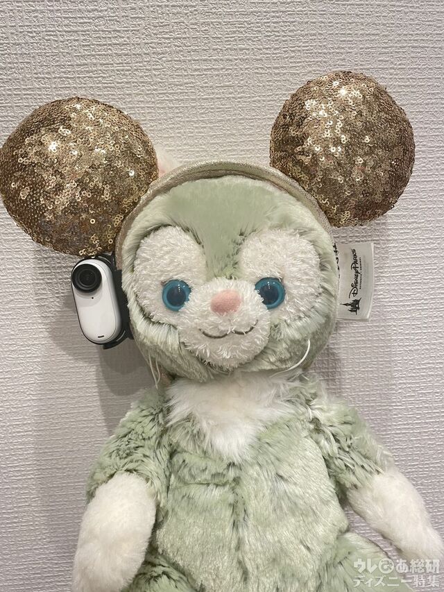 我が家のジェラトーニにつけてもらうとこんな感じです。実際つけても邪魔にならない大きさ! 