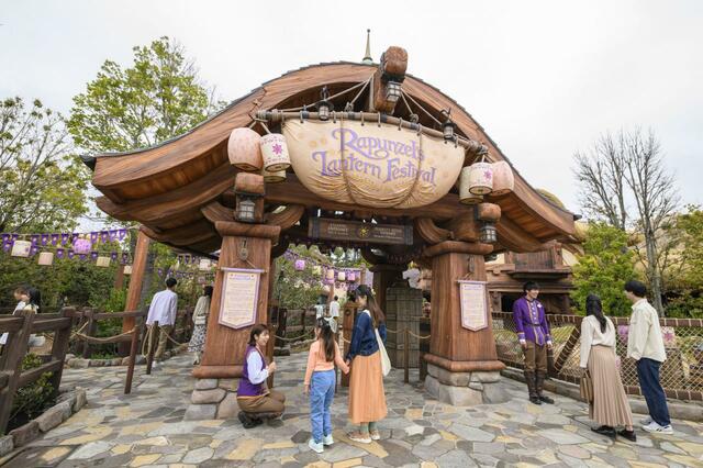 東京ディズニーシー「ファンタジースプリングス」内「ラプンツェルのランタンフェスティバル」