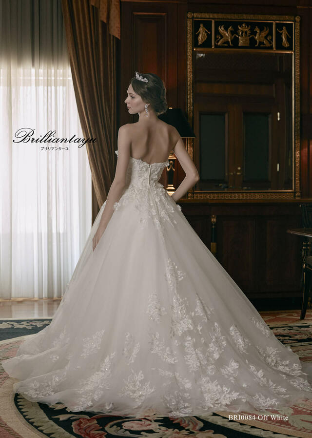 クラウディア|「Brilliantayu (ブリリアンターユ)」新作ウェディングドレス|BRI-0084_OffWhite
