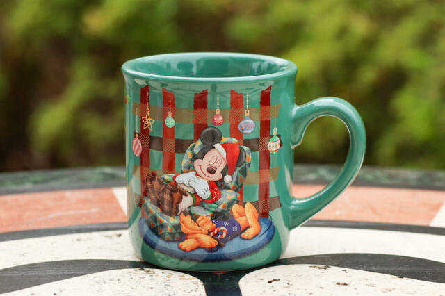 練乳ムース&ベリーゼリー、スーベニアカップ付き 1200円｜グリーンが綺麗