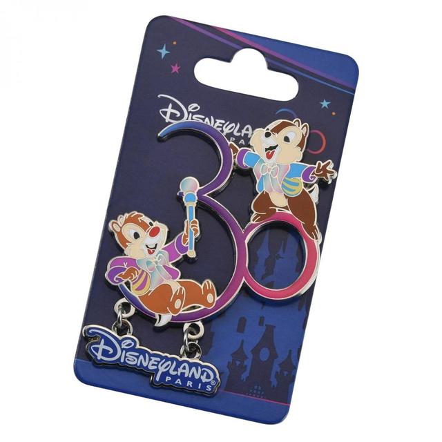 チップ＆デール ピンバッジ Disneyland Paris 30th Family 1,430円