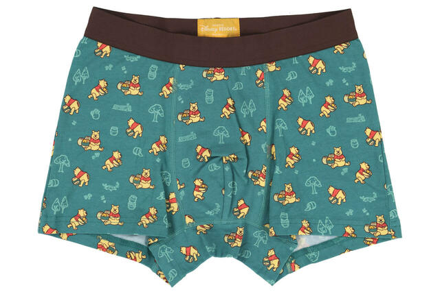ボクサーパンツ 2,100円｜東京ディズニーリゾート「くまのプーさん」グッズ｜販売店舗：東京ディズニーランド「プーさんコーナー」、東京ディズニーシー「ヴィラ・ドナルド・ホームショップ」｜発売日：2025年12月4日（木）