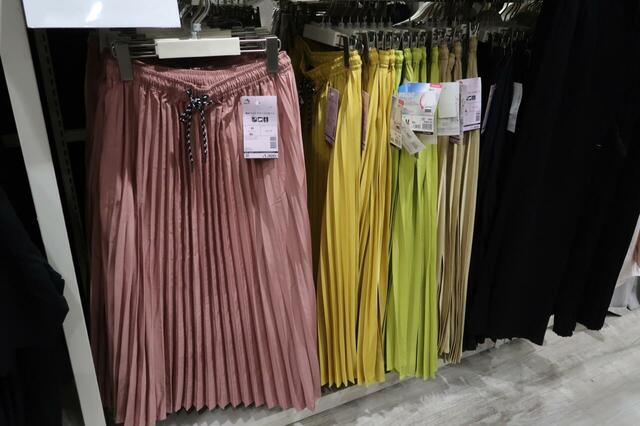 【Workman Colors　レディース撥水ライトプリーツスカート】大定番のプリーツスカートの新色も登場しています