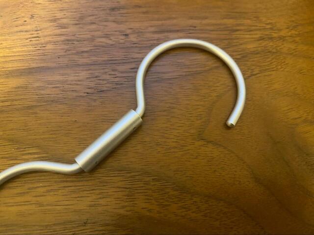 【セリア　アルミ回転式フック】360°自由自在に回転する