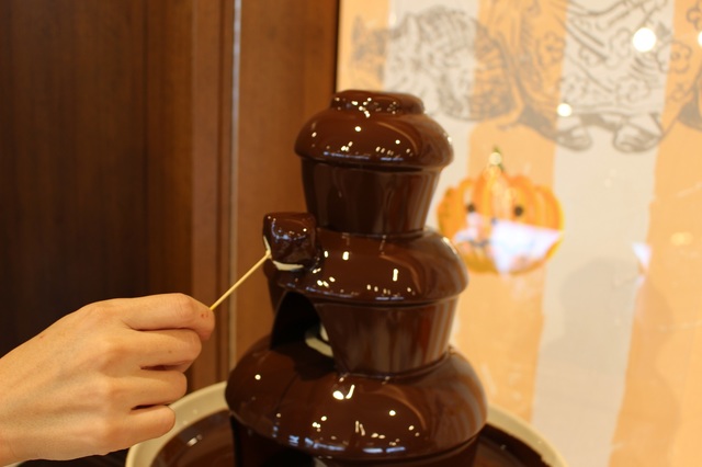 『チョコレートファウンテン』は、女子会で盛り上がりそう!