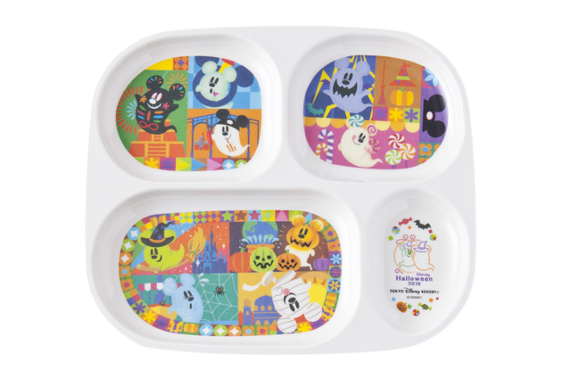 プレート 1,500円|縦約21.5×横約24cm|東京ディズニーリゾート「ディズニー・ハロウィーン」2019 スペシャルグッズ|販売店舗:東京ディズニーランド「グランドエンポーリアム」、東京ディズニーシー「エンポーリオ」
