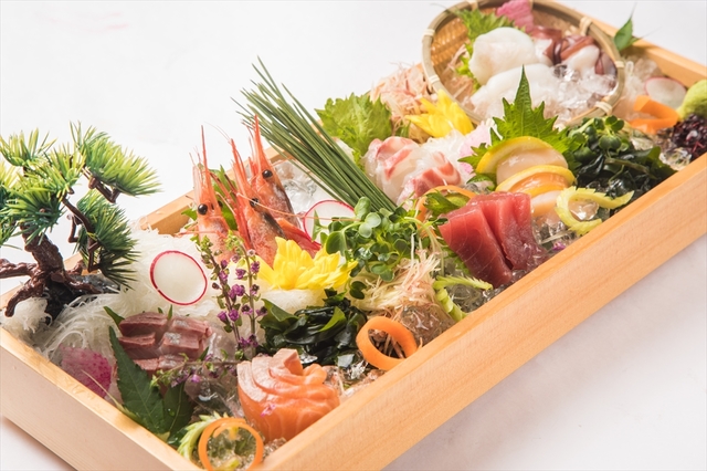 お刺身５種盛り　1,800円