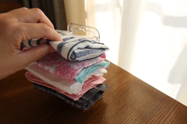 【セリア】ハンカチスタンド／100円