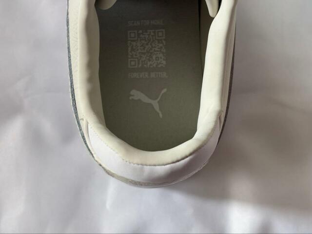 【PUMA ウィメンズ キャリーナ ストリート スニーカー】靴のあちこちにキャットロゴが入っています◎