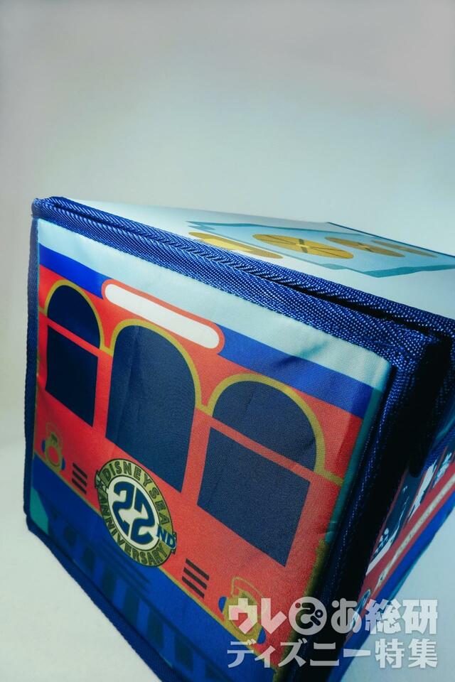東京ディズニーシー22周年 収納グッズ 3,500円サイズ:(組み立てた状態)縦約25×横約38×高さ約25cm