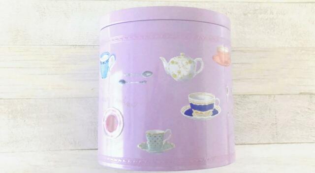 【カルディオリジナル】缶の大きさは12×11.5×8.0cmほどです。