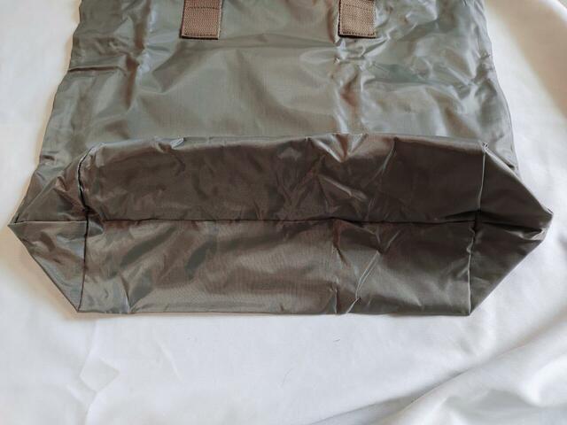 マチたっぷりの大容量