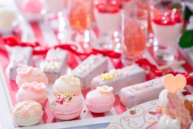 RED strawberry tea party